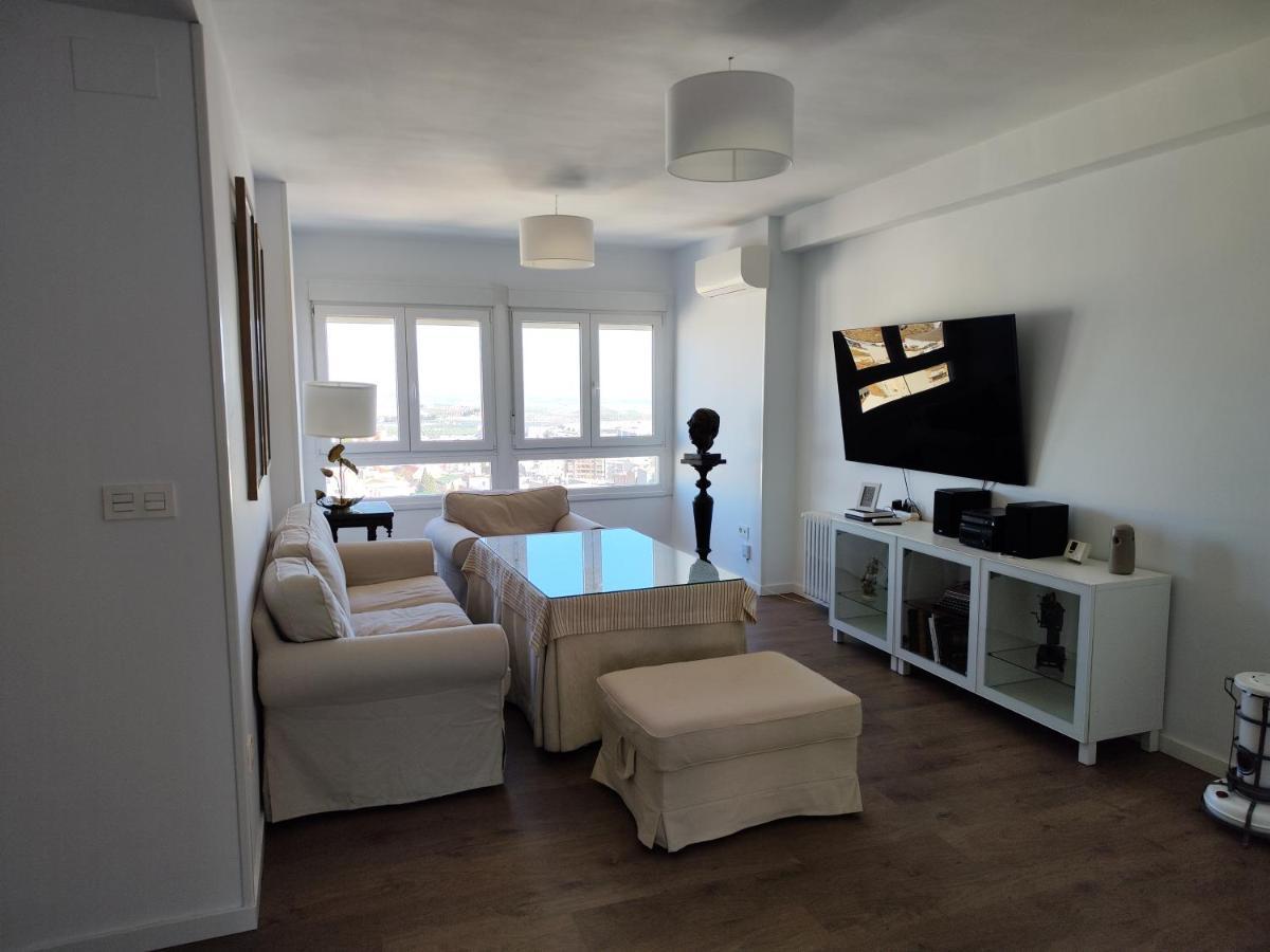 Entreolivos Apartment Jaen Bagian luar foto